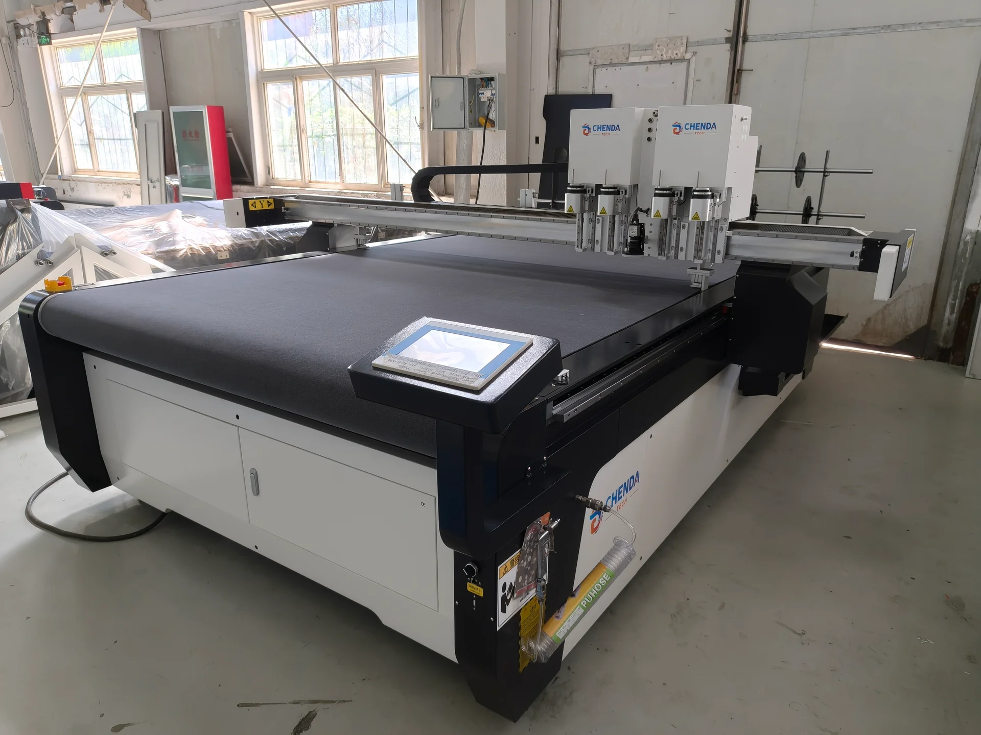 CHENDA digital knife cutting table