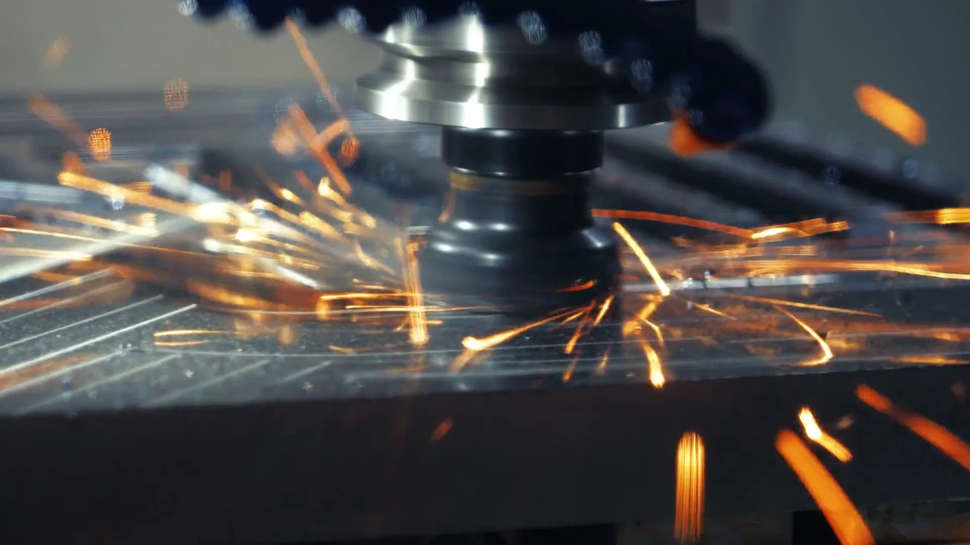 Metal machining with a stream of cutting sparks