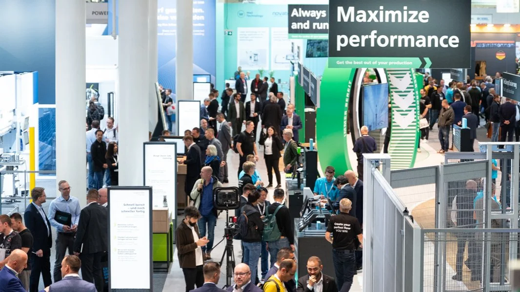 EuroBLECH exhibition aisle and visitors; RX reference, not evidence of CHENDA participation
